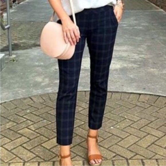 Cabi Connery Plaid Side Zipper Cropped Preppy Academia Pants Office Modern - Picture 2 of 13